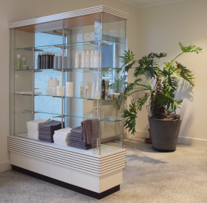 just a cut - Natürliche Farben und Pflegeprodukte